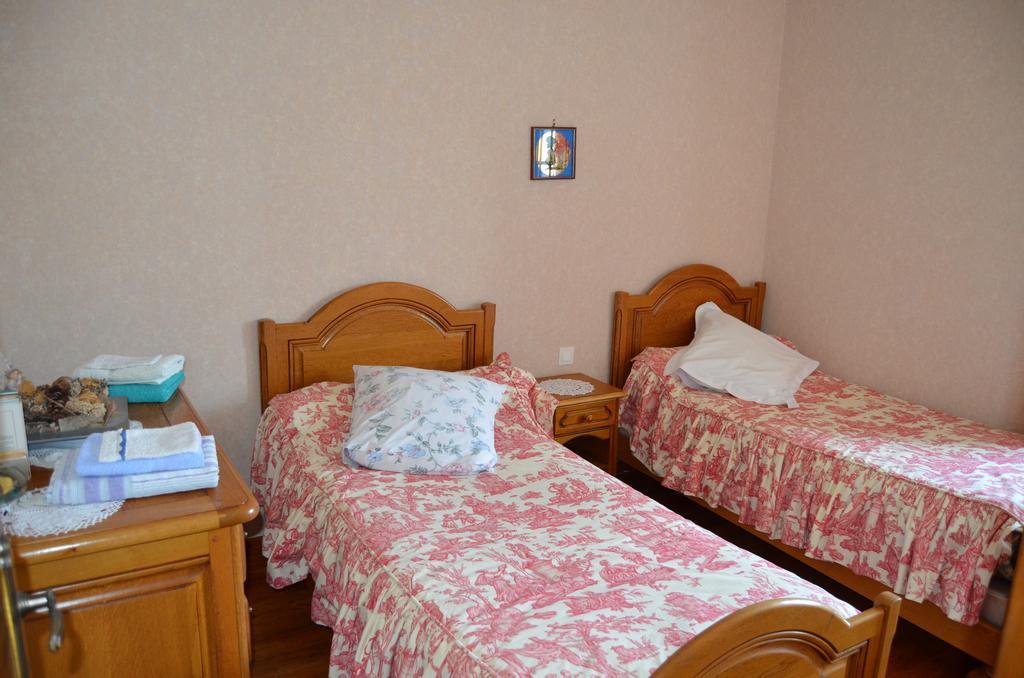 Chambres D'Hotes & Champagne Douard La Chapelle-Monthodon Exterior photo